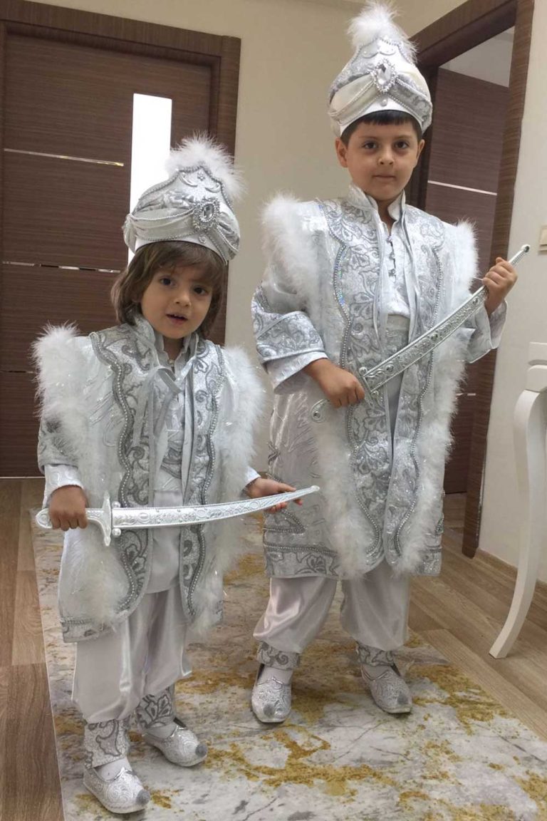 ŞANLI APLİKELİ KAFTAN PADİŞAH SÜNNET TAKIMI